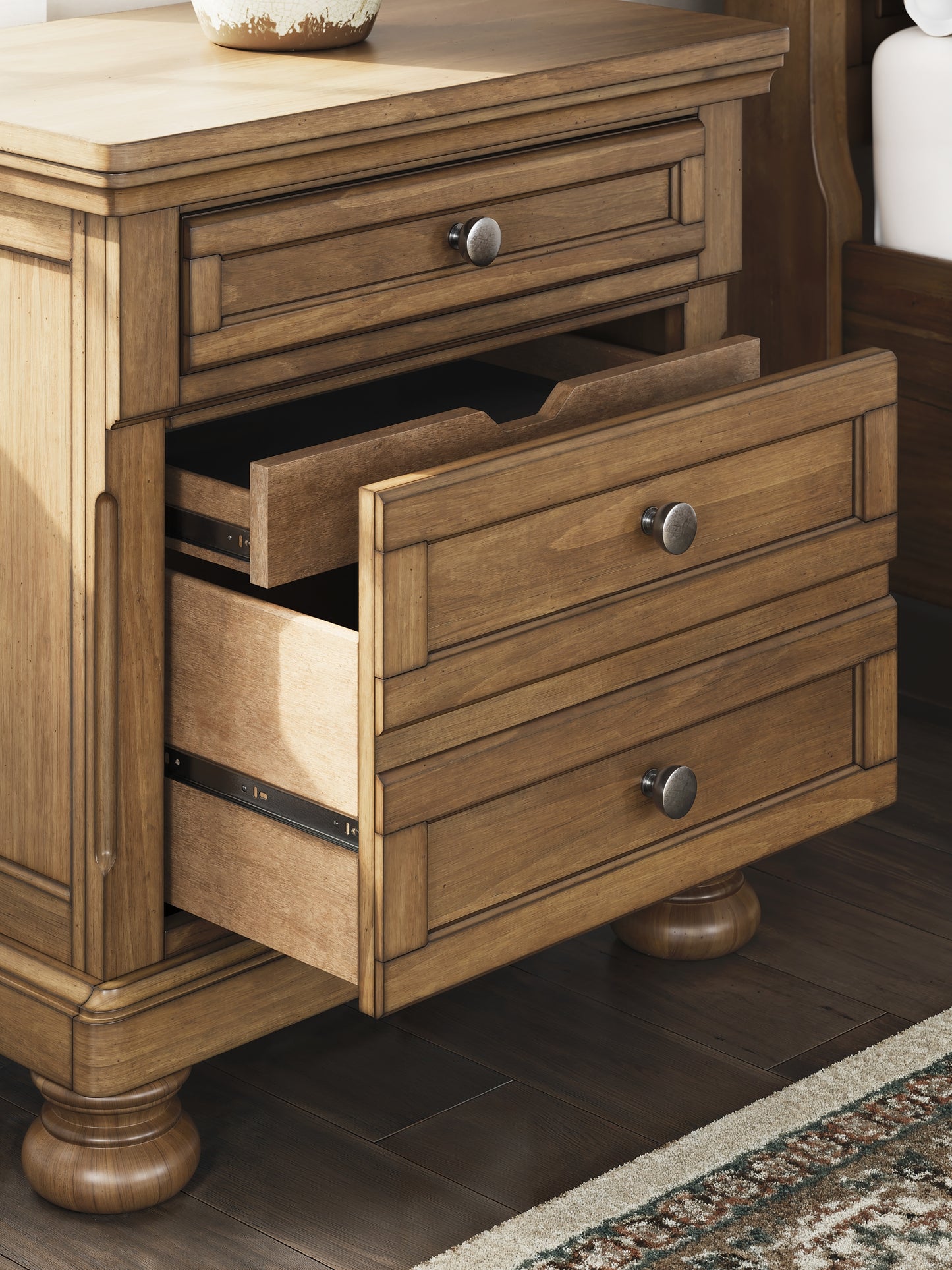 Feddinger King Panel Bed with Mirrored Dresser and Nightstand