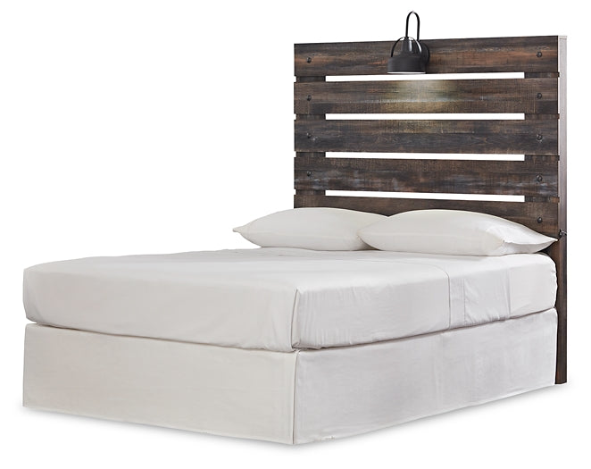 Drystan Full Panel Headboard Bed with Mirrored Dresser and Chest