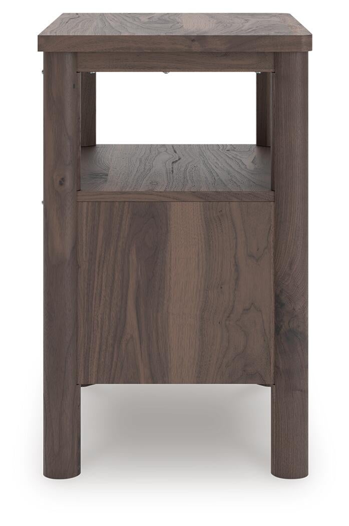 Pamytta Twin Panel Bed, Dresser, Mirror and Nightstand