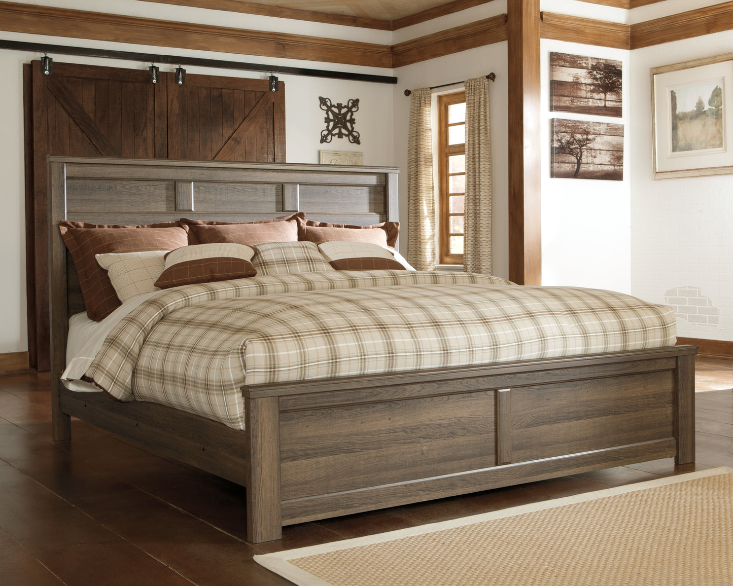 Juararo California King Panel Bed with Mirrored Dresser, Chest and Nightstand